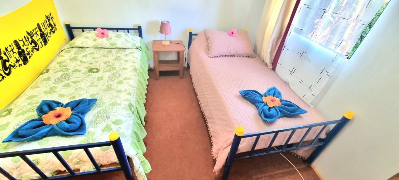 Hostal Henua Roa Hanga Roa Exterior foto