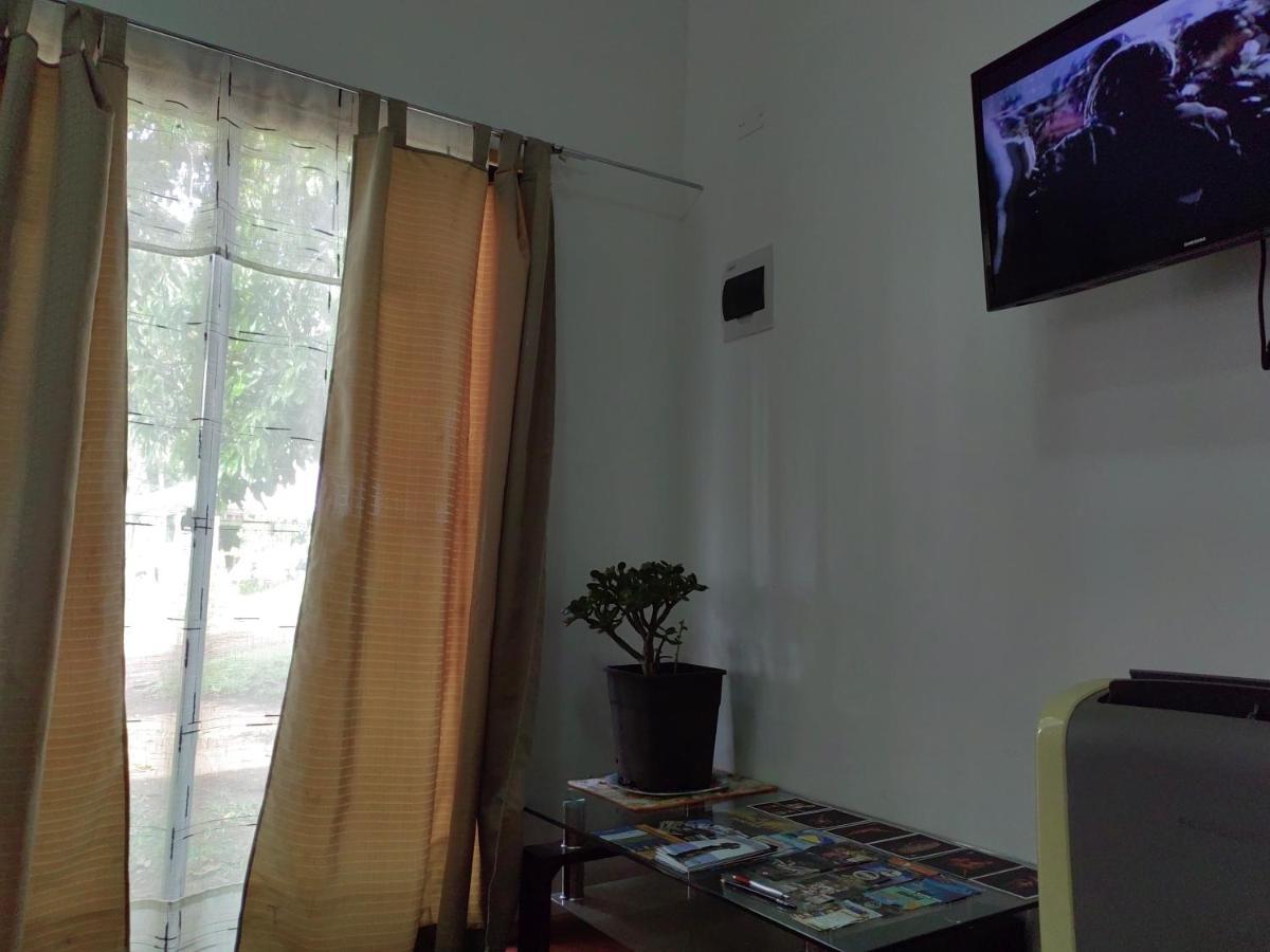 Hostal Henua Roa Hanga Roa Exterior foto